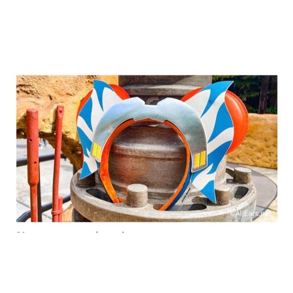 Ahsoka Tan Ear Headband by Her Universe - Star Wars: The Clone Wars - Picture 4 of 12